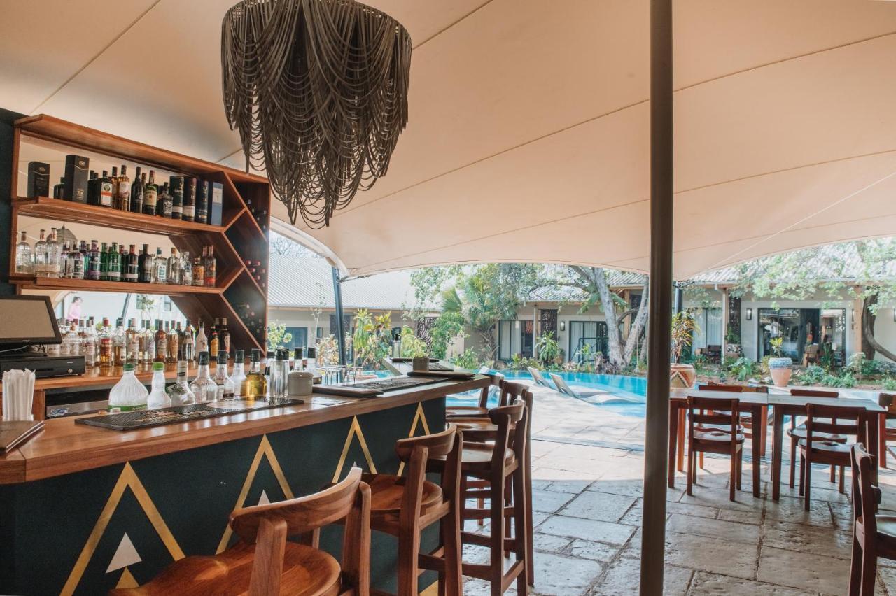 Shongwe Oasis Hotel Victoria Falls Exterior photo